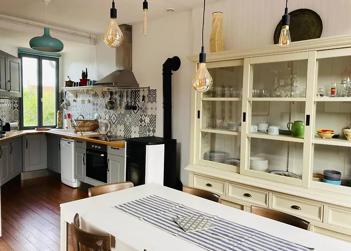 F3 Duplex 60 M2 A 150m * Saint-Aubin-Sur-Mer (Calvados)